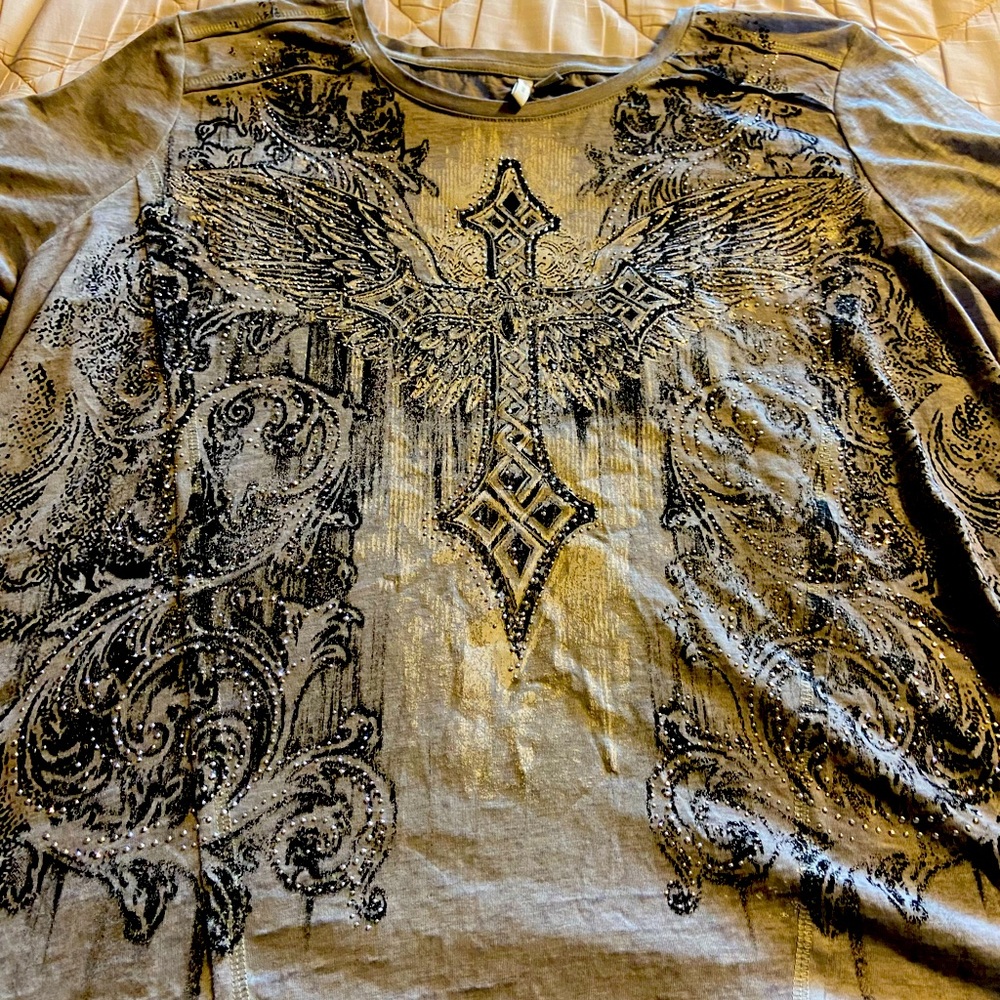 Grey cross shirt